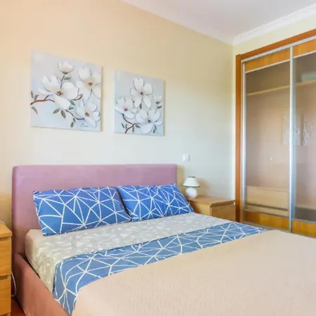Terrace Pool Garage Dream Flat Daire *